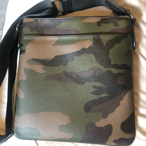 Unisex Coach Side Bag (Price Negotiable) - Picture 3 of 3